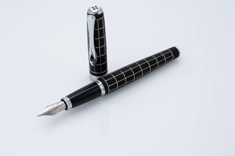 Excellence A+ Rhomb guilloche lapis fountain pen