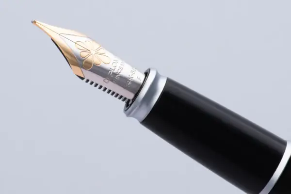 Füllfederhalter Excellence A2 matt verchromt 14 ct