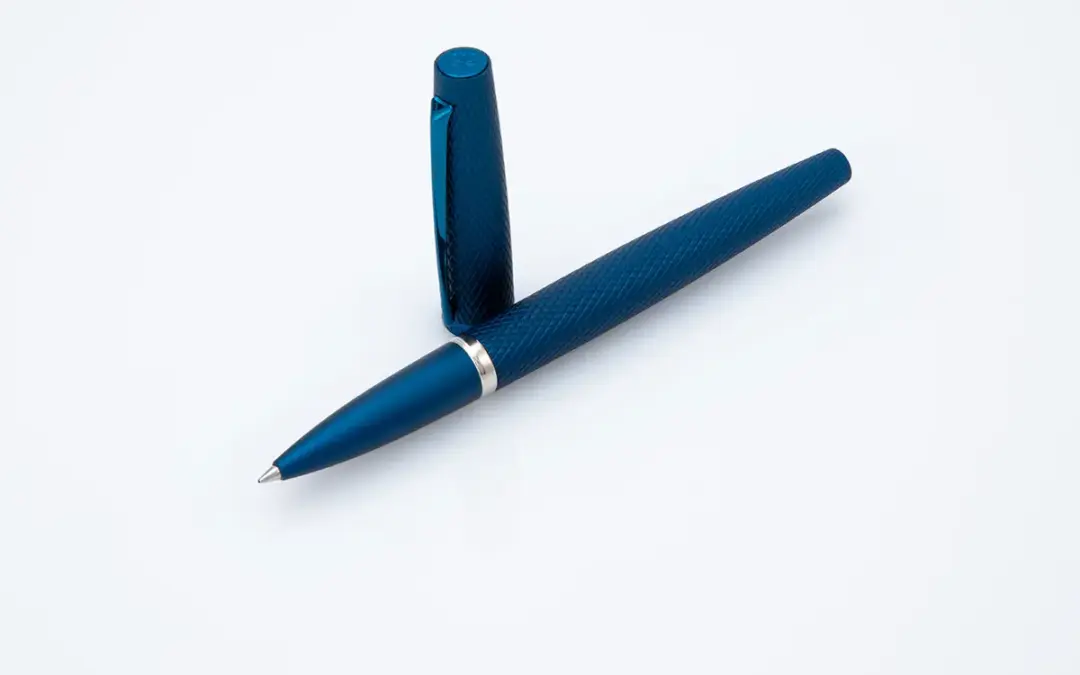 Engine-turned Viper rollerball