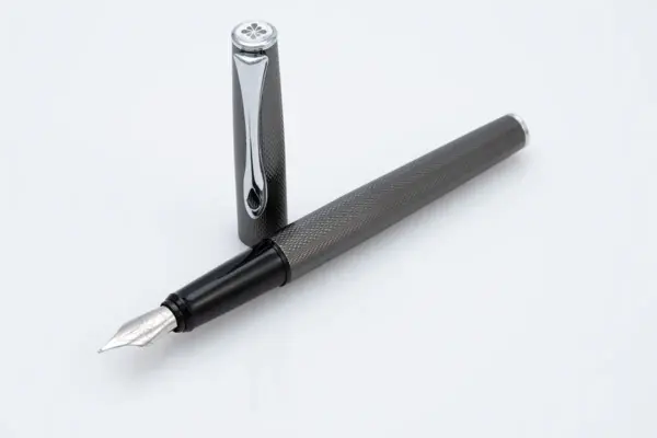 Esteem Barley Guilloche fountain pen