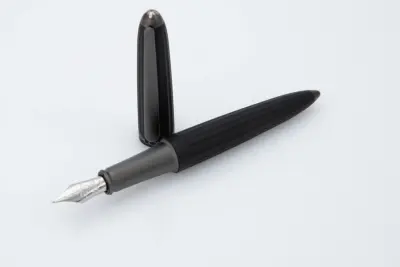 Aero matte fountain pen