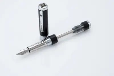 Nexus Demo chrome fountain pen