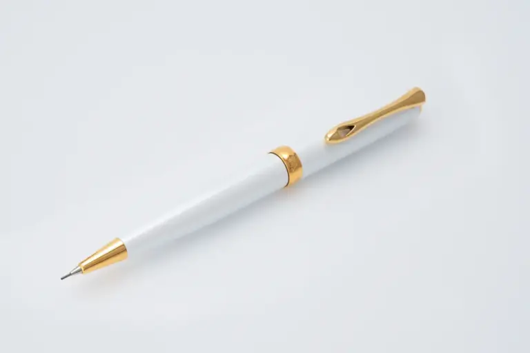 Gold lacquered Excellence A2 mechanical pencil