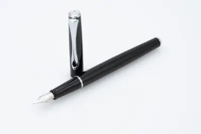 Traveller chrome lacquer fountain pen