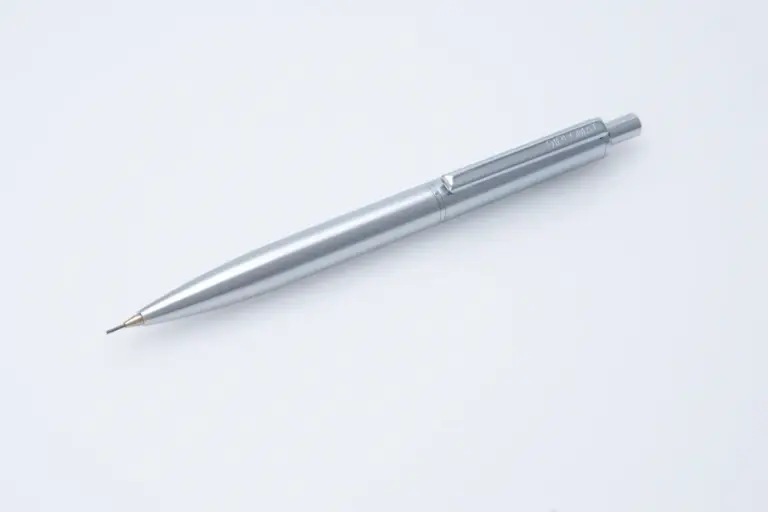 Minenhalter Metallausstattung