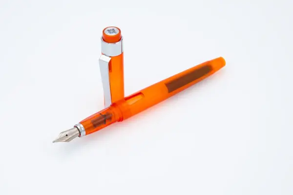 Stylo Plume Magnum Demo