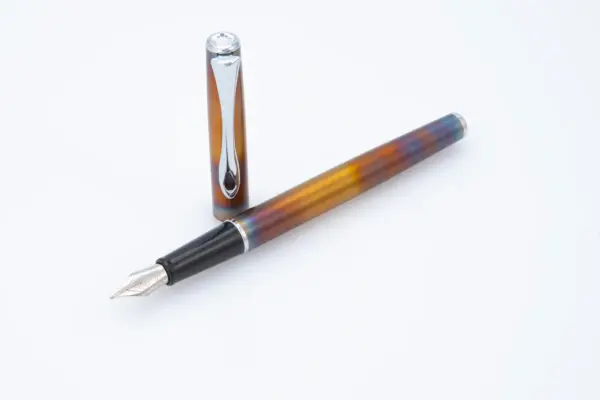 Traveller Flame fountain pen